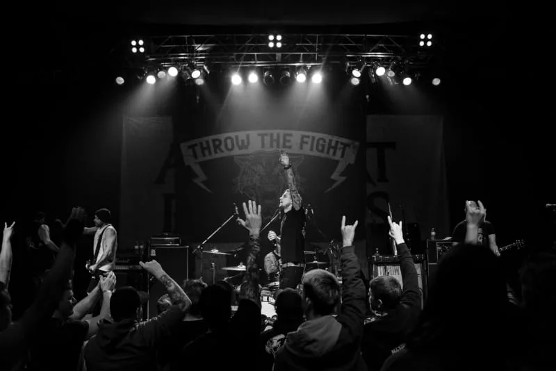 iaac-ryan-baustert-crowd-blackandwhite