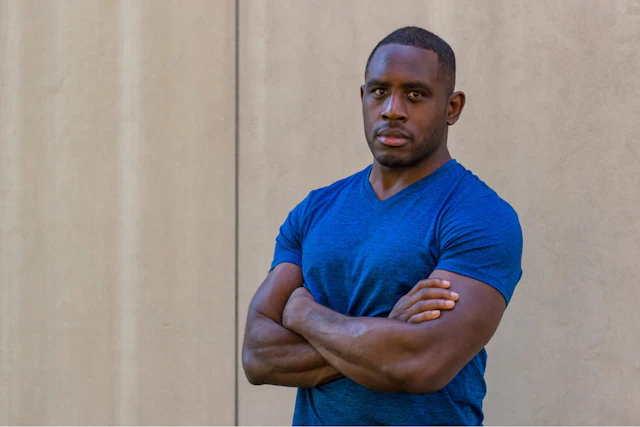 The 4 lives of Heavyweight pro boxer