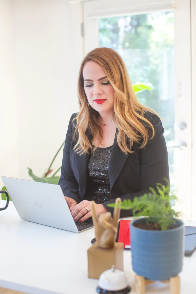 iaac-cara-chace-working-at-desk