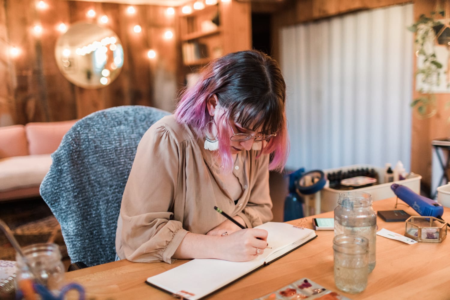 iaac-shelby-abrahamsen-writing-working-creating