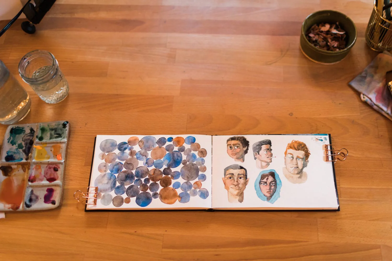 iaac-shelby-abrahamsen-art-notebook-on-desk