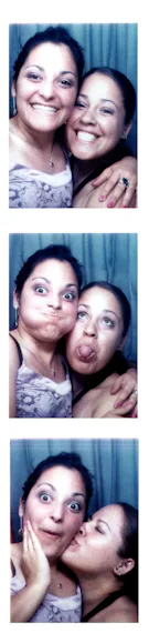 iaac-daniella-malfitano-and-sister