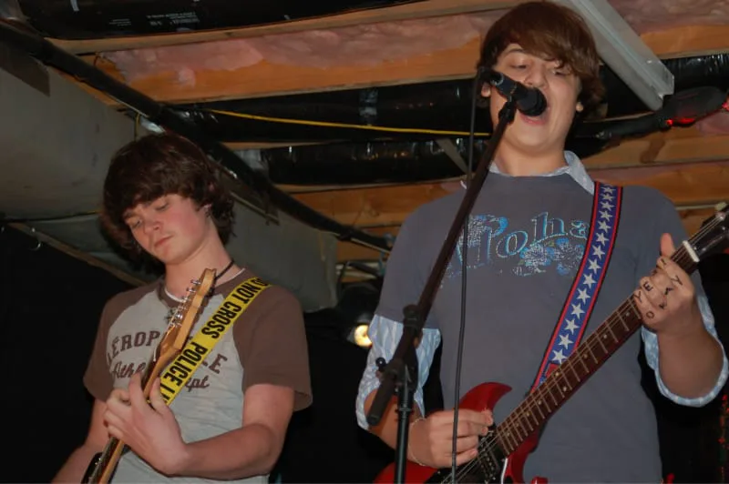 iaac-nick-true-playing-guitar-as-teenager