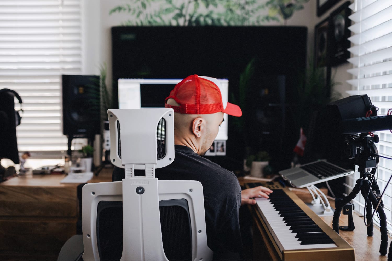 iaac-kato-on-the-track-recording-making-beats